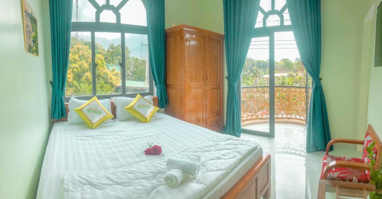 Sunrise Hotel Chi Khu Co Ong Екстер'єр фото